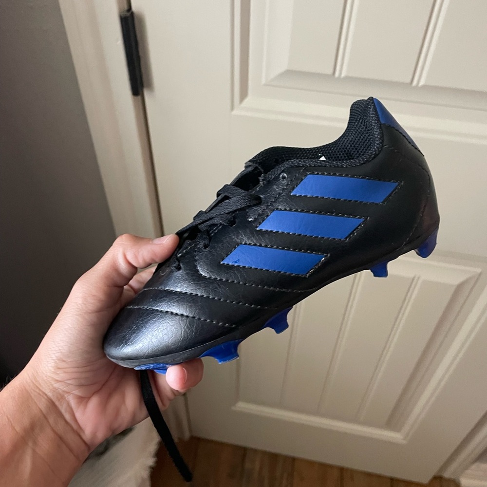 Toddler/ little kid soccer cleats